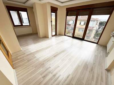 K.yalı Mektep Cad. Deniz Manzaralı 3+1 Dubleks 2