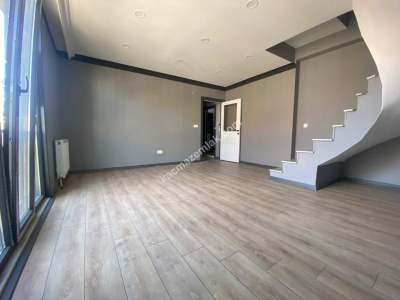 Sancaktepe Kemal Türkler’de Satılık 4+1 Dubleks 5