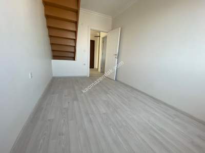 Sultanbeyli Adil Mah Cadde Üzeri 4+2 Dubleks Daire 6