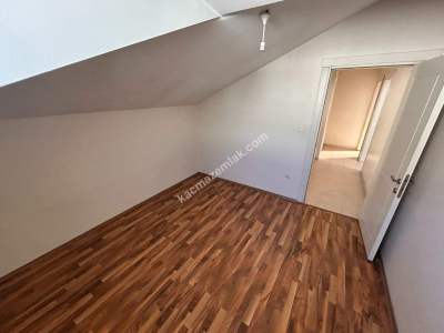 Armağanevler 3+2 200M2 4.Kat Asansör-K.otopark Dubleks 24