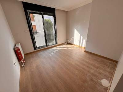 Acıbademde Sıfır Binada 140 M2 Net Ara 4+1Arakat Dublex 8