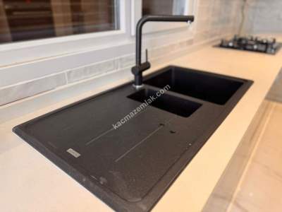 Acıbademde Sıfır Binada Yüksek Tavanlı 250 M2 Net 4+2 24