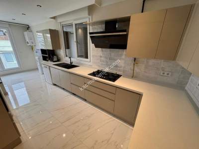 Acıbademde Sıfır Binada Yüksek Tavanlı 250 M2 Net 4+2 21