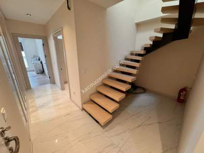 Acıbademde Sıfır Binada Yüksek Tavanlı 250 M2 Net 4+2 18