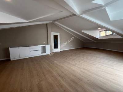 Acıbadem Balözü Sokakta Sıfır Satılık 5+2 Dubleks 18