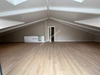 Acıbadem Balözü Sokakta Sıfır Satılık 5+2 Dubleks 17