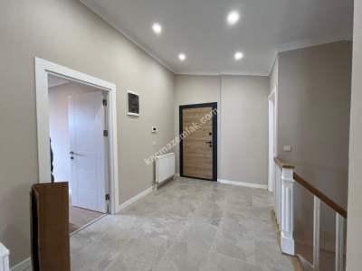 Acıbadem Balözü Sokakta Sıfır Satılık 5+2 Dubleks 21