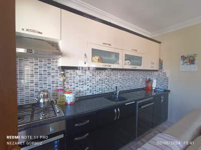 Kocaeli Derince Çınarlı Öğretmenlerde Satılık 2+1 145 M