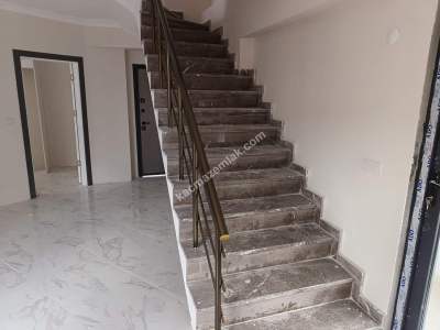 Kocaeli İzmitte Satılık 2+1 Çatı Dublrks 9