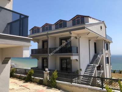 Tekirdağ Şarköyde Denizin Dibinde Satılık Dublex Daire 2