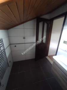 Trabzon Bahçecik Mah.de Satılık 195M2 Kullanımlı Dublek 24