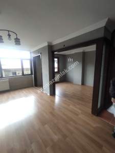 Trabzon Bahçecik Mah.de Satılık 195M2 Kullanımlı Dublek 2