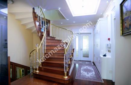 Üsküdar Sultatepe'de, Boğaz Ve Şehir Manzaralı, Satılı 27