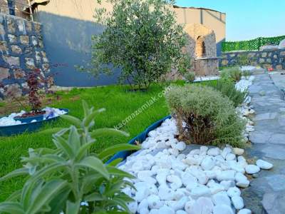 Manisa Muradiye Davutlar'da Satılık 2+1 Köy Evi 24