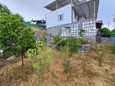 Manisa Muradiye Davutlar'Da Satılık 2+1 Köy Evi