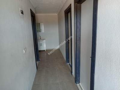 Manisa Muradiye Davutlar'da Satılık 2+1 Köy Evi 19