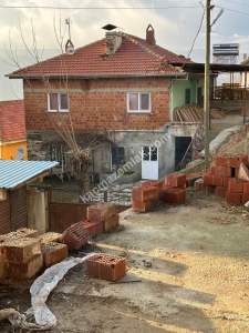 Uşak Eşme Armutlu Köyünde Satılık Köy Evi 6