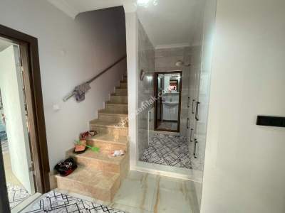 Bursa Osmangazi'de Geniş Bahçeli Satılık Müstakil Ev 12