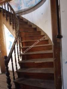 Bursa Merkez Osmangazi Molla Gürani Mah. Satılık Konak 27