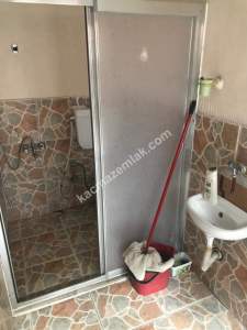 Bergamada Uygun Fiyatlı Satılık Müstakil Ev 6