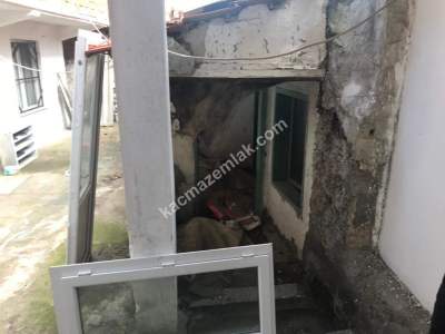 Bergamada Uygun Fiyatlı Satılık Müstakil Ev 9