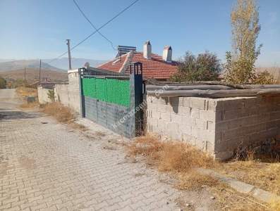 Kayseri Yahyalı Ağcaşar Mah Satılık Müstakil Ev 17