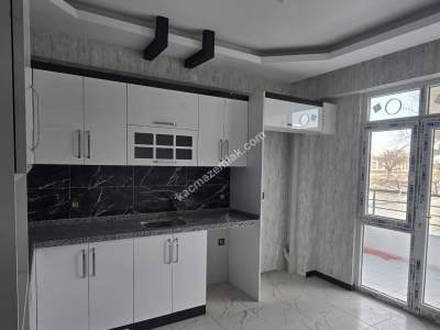 Konya Karatay Çatalhüyük Mh. Satılık 2 Katlı Müstakil 14