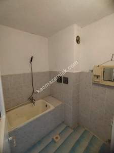 Kütahya Merkez Soğuk Çeşme Köyü Satlık Müstakil Ev 32