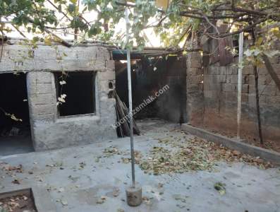 Siirt Ülkü Mahallesinde Satılık 2+1 Müstakil Daire 21