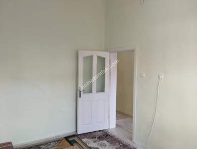 Siirt Ülkü Mahallesinde Satılık 2+1 Müstakil Daire 18