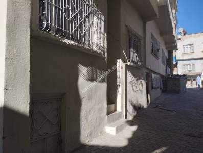 Siirt Ülkü Mahallesinde Satılık 2+1 Müstakil Daire 38