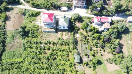 Trabzon Akçaabat Yeni Mahalle'de Satılık Ev Ve Arsa 18