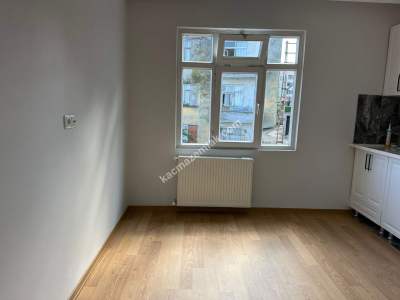 Trabzon Bahçeçik Mah. Satılık 2 Katlı Bahçeli Ev 26