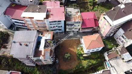 Trabzon Bahçeçik Mah. Satılık 2 Katlı Bahçeli Ev 13