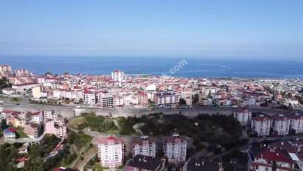 Trabzon Bahçeçik Mah. Satılık 2 Katlı Bahçeli Ev 14