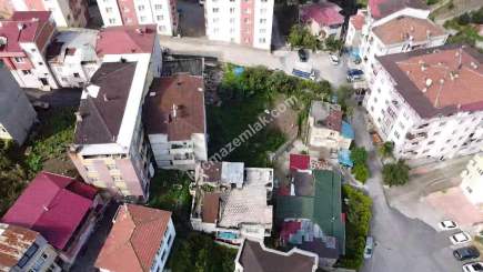 Trabzon Bahçeçik Mah. Satılık 2 Katlı Bahçeli Ev 9