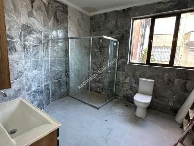 Trabzon Bahçeçik Mah. Satılık 2 Katlı Bahçeli Ev 21