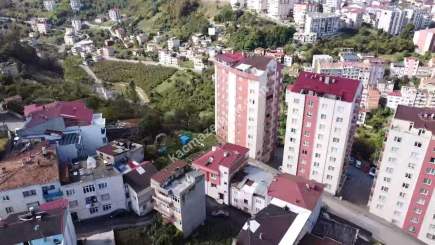 Trabzon Bahçeçik Mah. Satılık 2 Katlı Bahçeli Ev 16