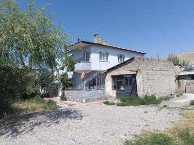Van Özalp Yoluna Sıfır Satılık Müstakil Ev 5