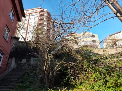 Kilimli Güney Mahallesinde Satılık Bahçeli Kargir Ev 9