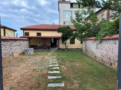 Trabzon Ortahisar Pazarkapı Satılık Tarihi Bina 1