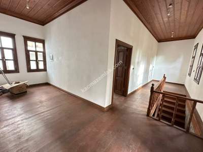 Trabzon Ortahisar Pazarkapı Satılık Tarihi Bina 14