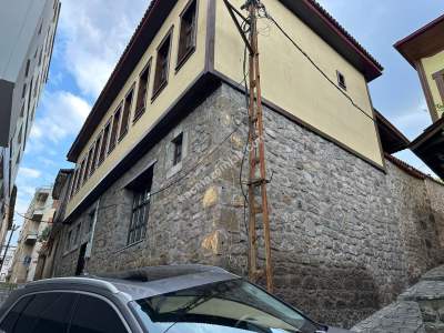 Trabzon Ortahisar Pazarkapı Satılık Tarihi Bina 3