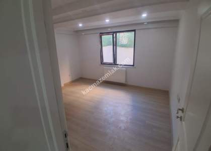 Fatih Hırka-I Şerif'te 4+1 120M2 Ters Dubleks Sıfır 17