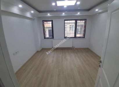 Fatih Hırka-I Şerif'te 4+1 120M2 Ters Dubleks Sıfır 4