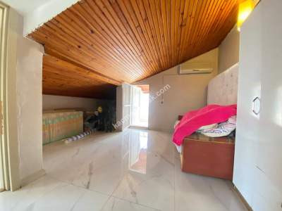 Kadriye'de 3+1 Triplex Villa 17