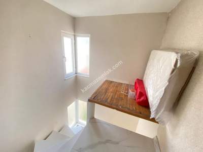 Kadriye'de 3+1 Triplex Villa 9