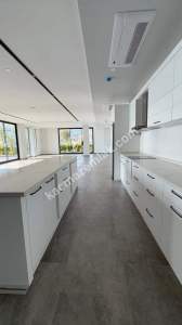 Alanya'da Deniz Manzaralı 5+3 Villa 4