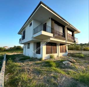 Manavgat Çolaklıda Satılık Sıfır Lüks İkiz Villa !! 1