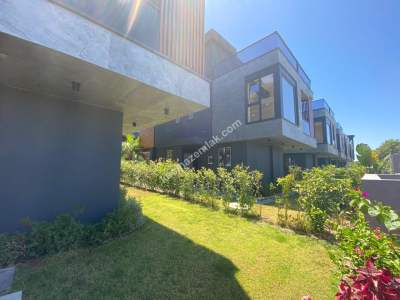 Doğanın Sessizliği İçinde Huzurlu Villa 4+1 14